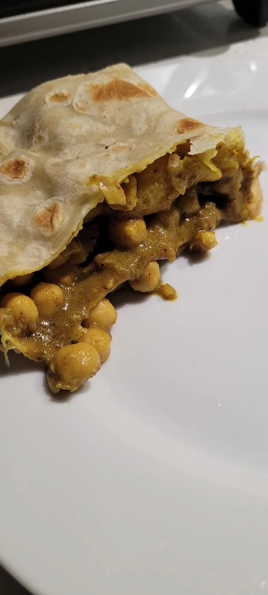 Channa Curry with Dhalpuri