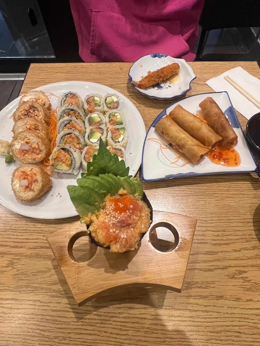 Osaka Rice Paper Fried Roll
