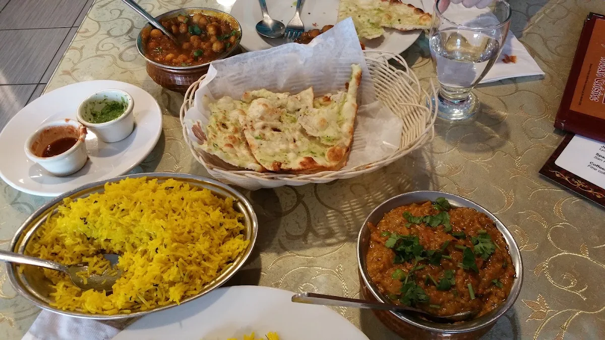 Chana Masala Garlic Naan
