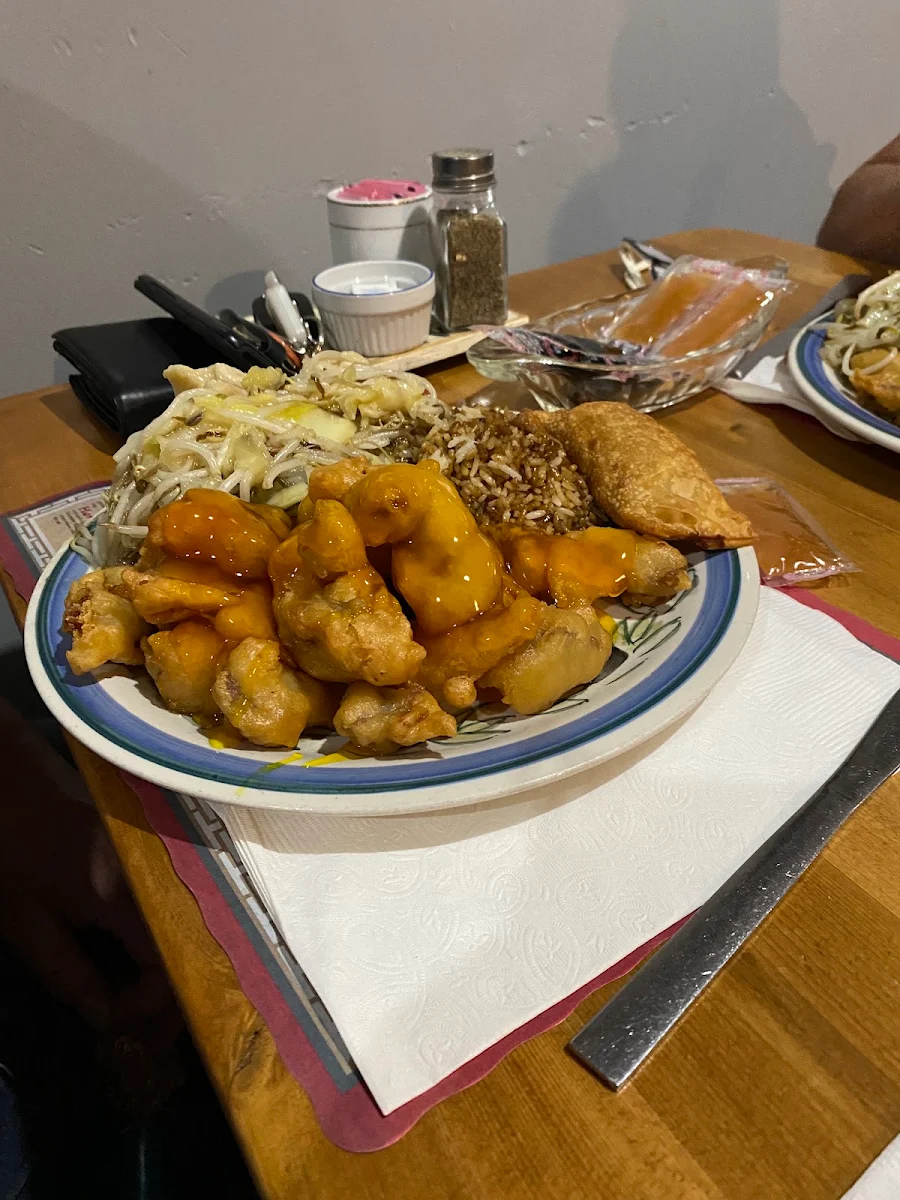 Almond Chicken Soo Guy
