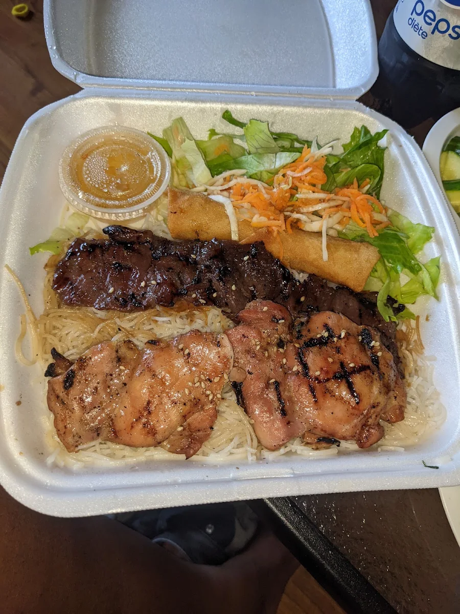 Assiette Poulet Boeuf Grillé