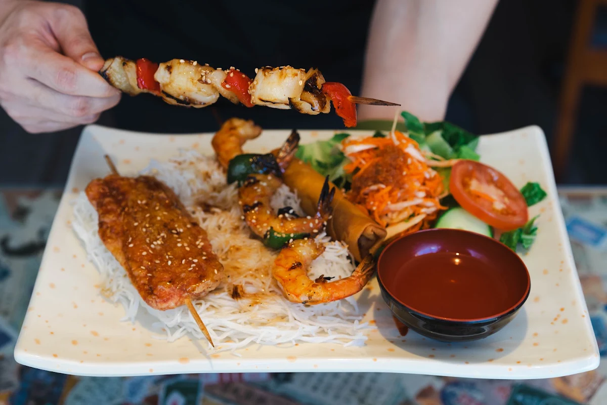 Brochette de Crevettes Grillées 3 25 Grilled Shrimp Skewer 3