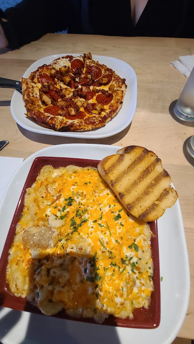 Mac N Cheese