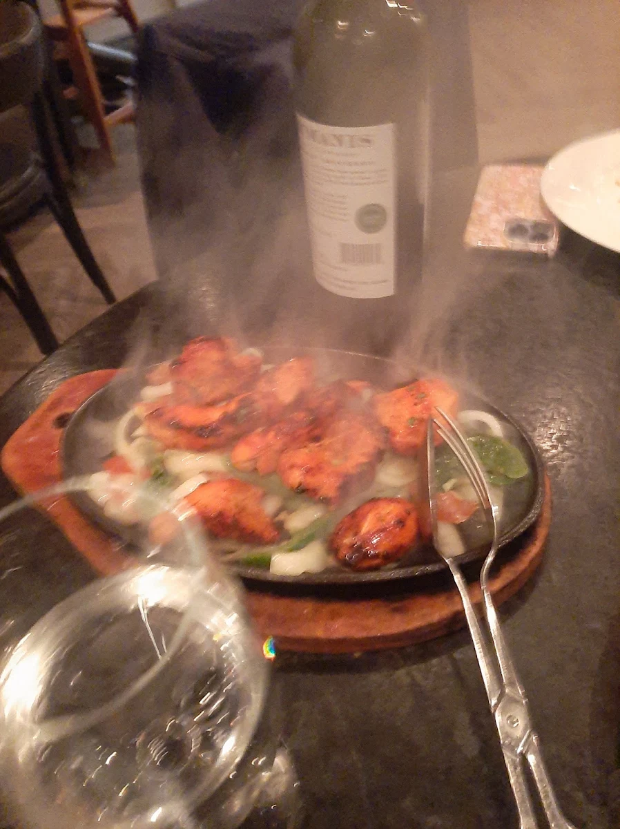 Sizzling Chicken Tikka with Grilled Vegetables