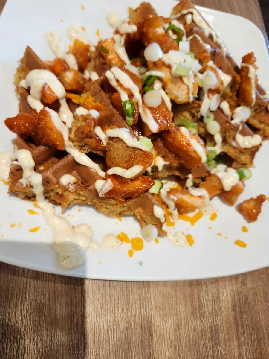 Buffalo Chicken & Bacon Poutine