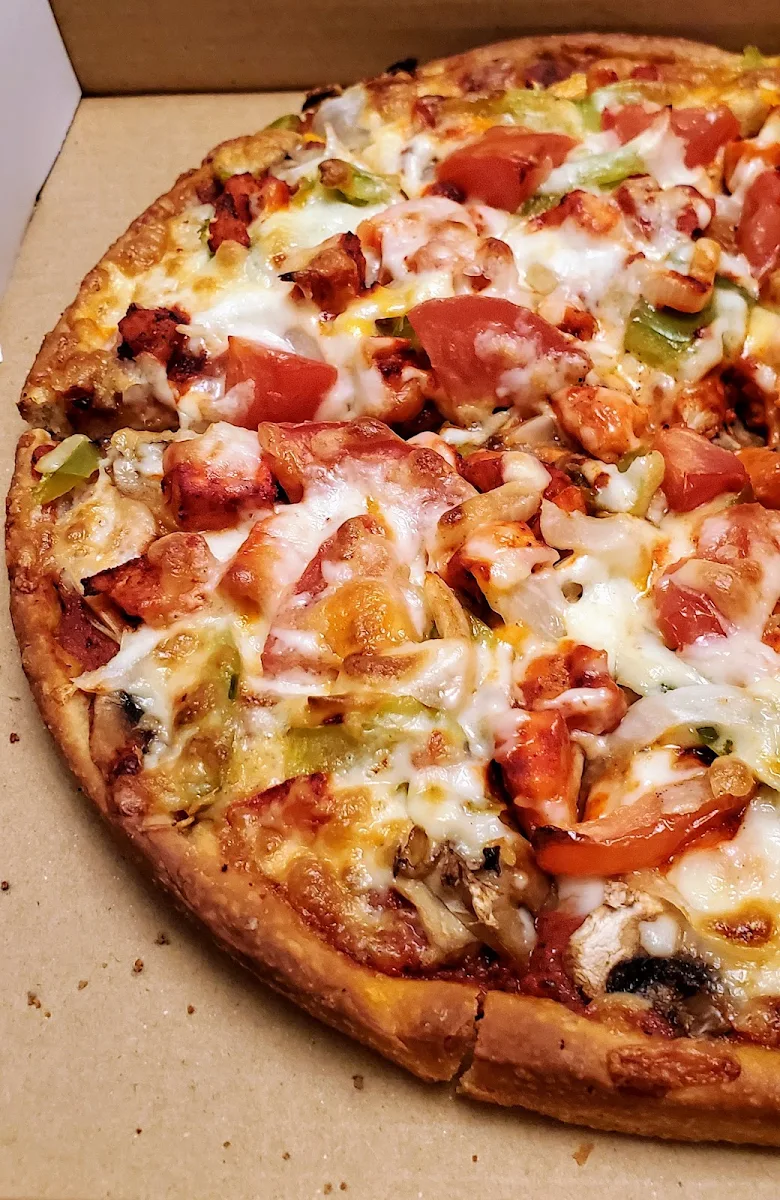 Tandoori Chicken Pizza