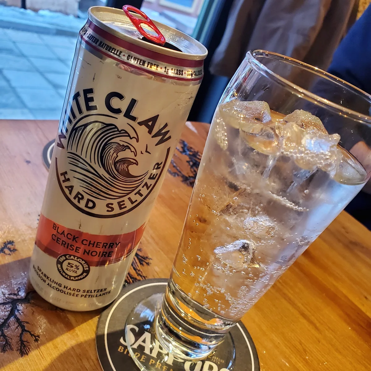White Claw Cerise Noire
