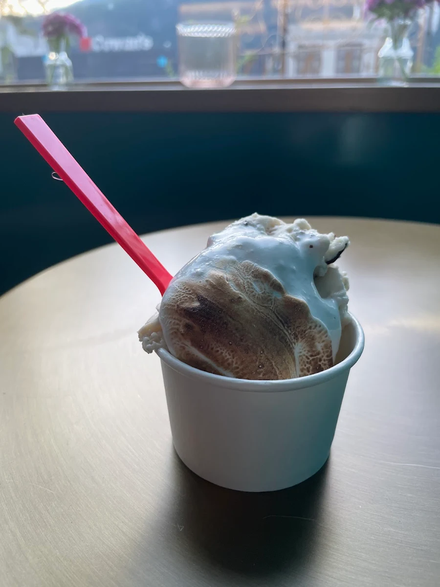 Gelato with Topping