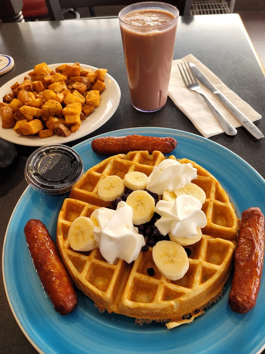 Waffles Sausages & Home Fries