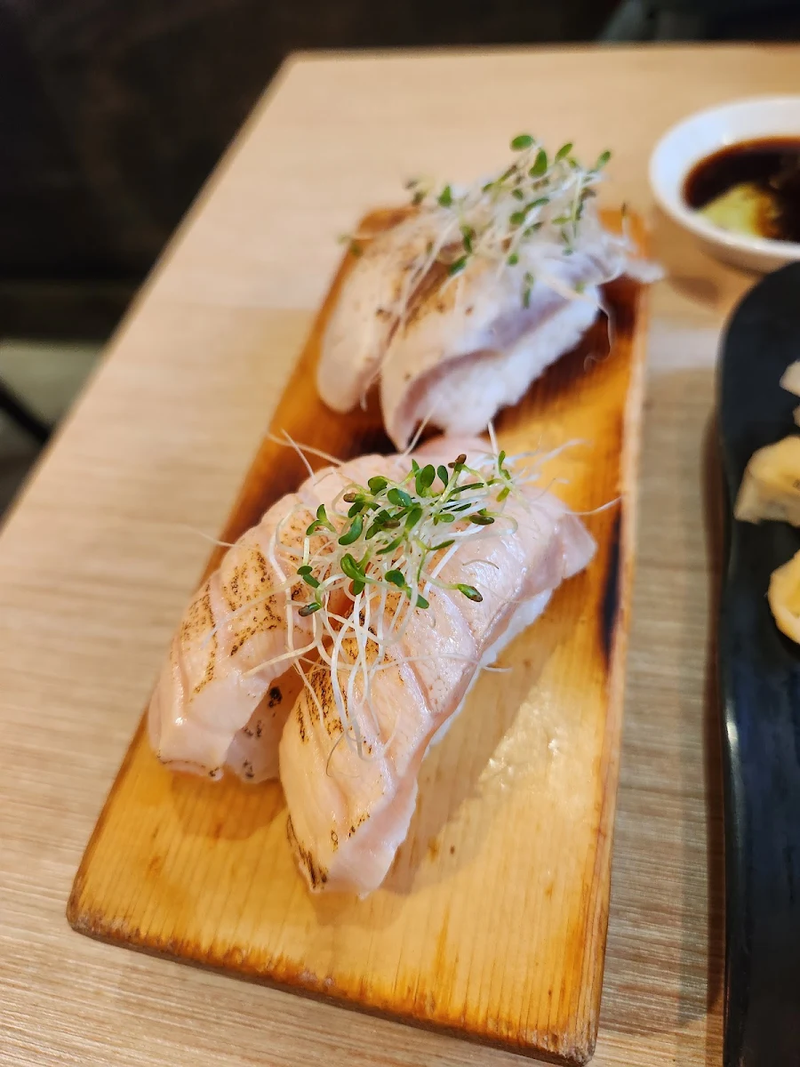 Salmon Belly Tadakki 5pcs