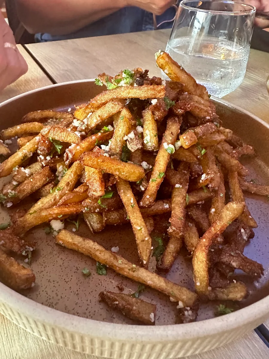 Frite Maison Parmesan Et Herbes Fraîches