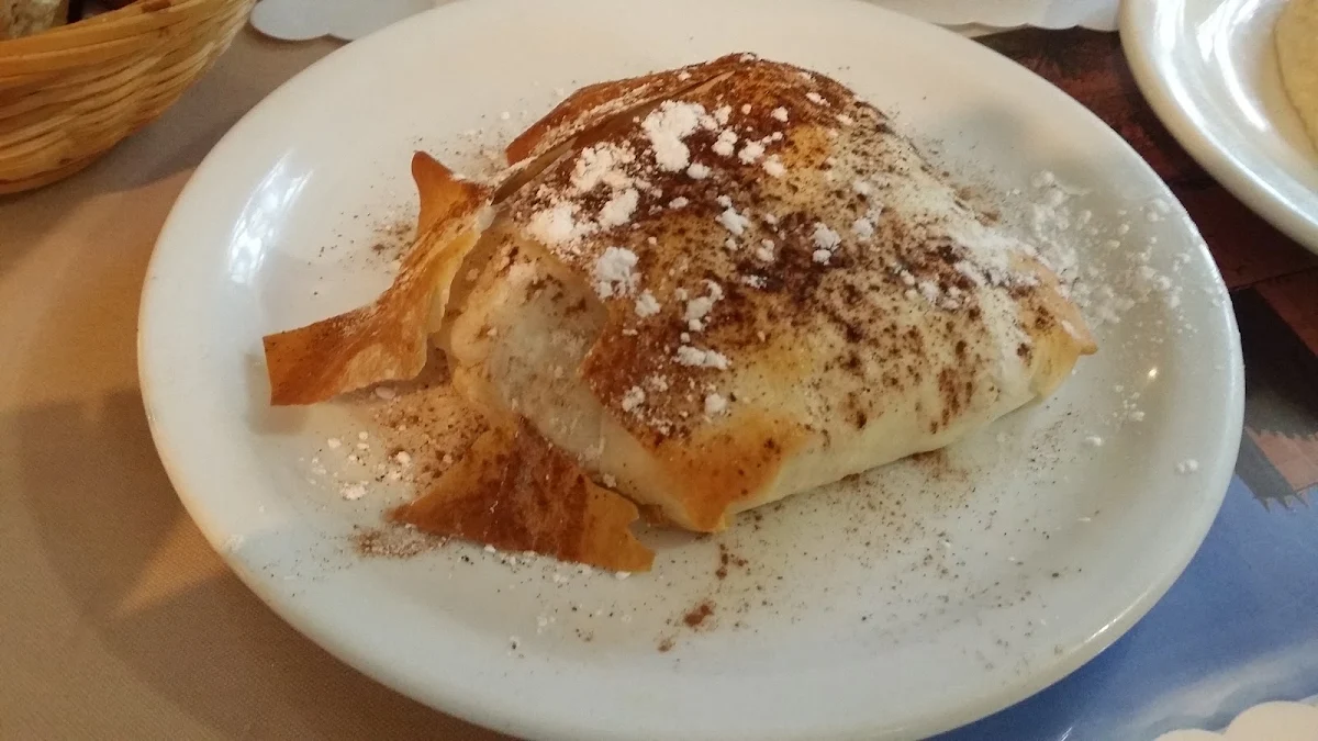 بصطيلة, Rose Des Sables