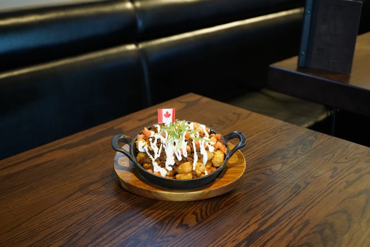 Brewhouse Classic Poutine, The Canadian Brewhouse (Windsor)