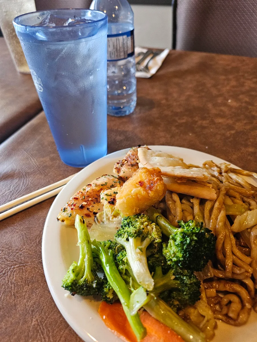 Noodles with Vegetables Fried Rice