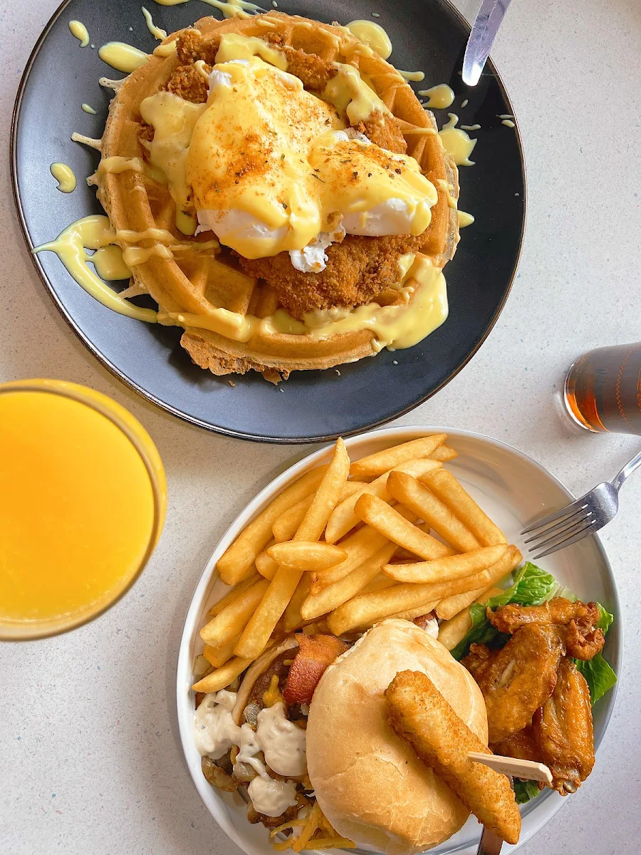 Chicken Waffle Benedict 1090 Cals