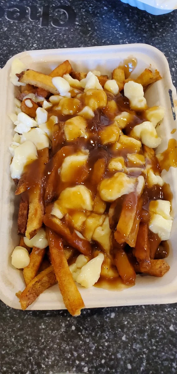 Classic Poutine