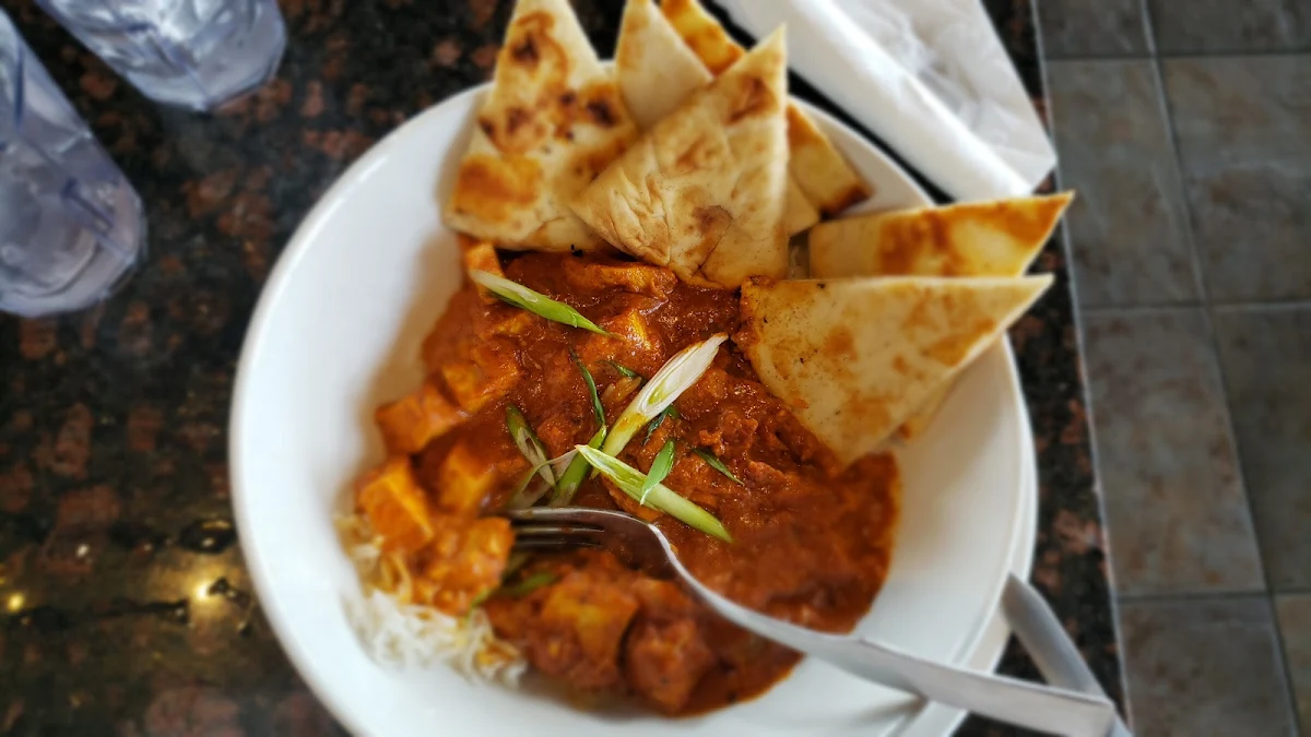 Butter Chicken Rice Bowl