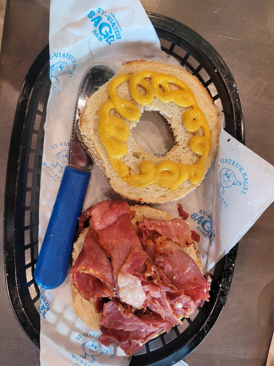 Montreal Smoked Meat Bagel