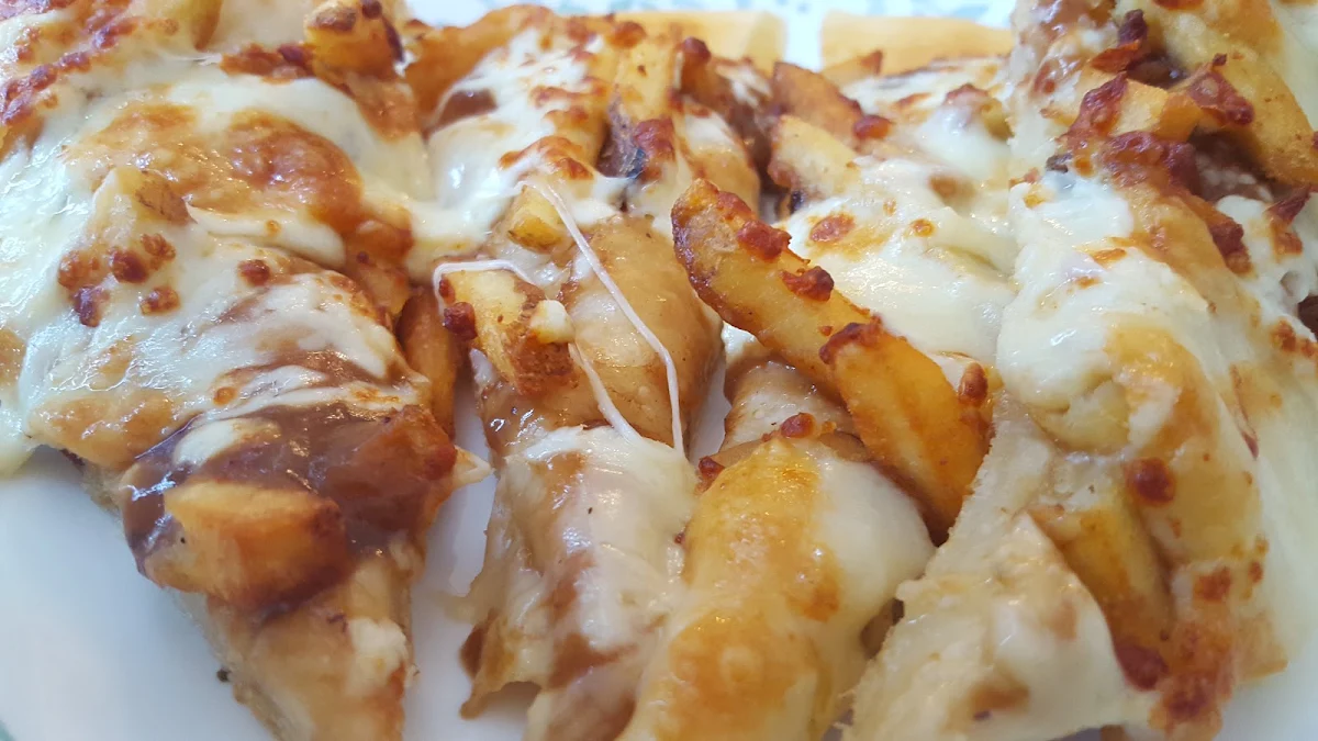 Poutine Pizza