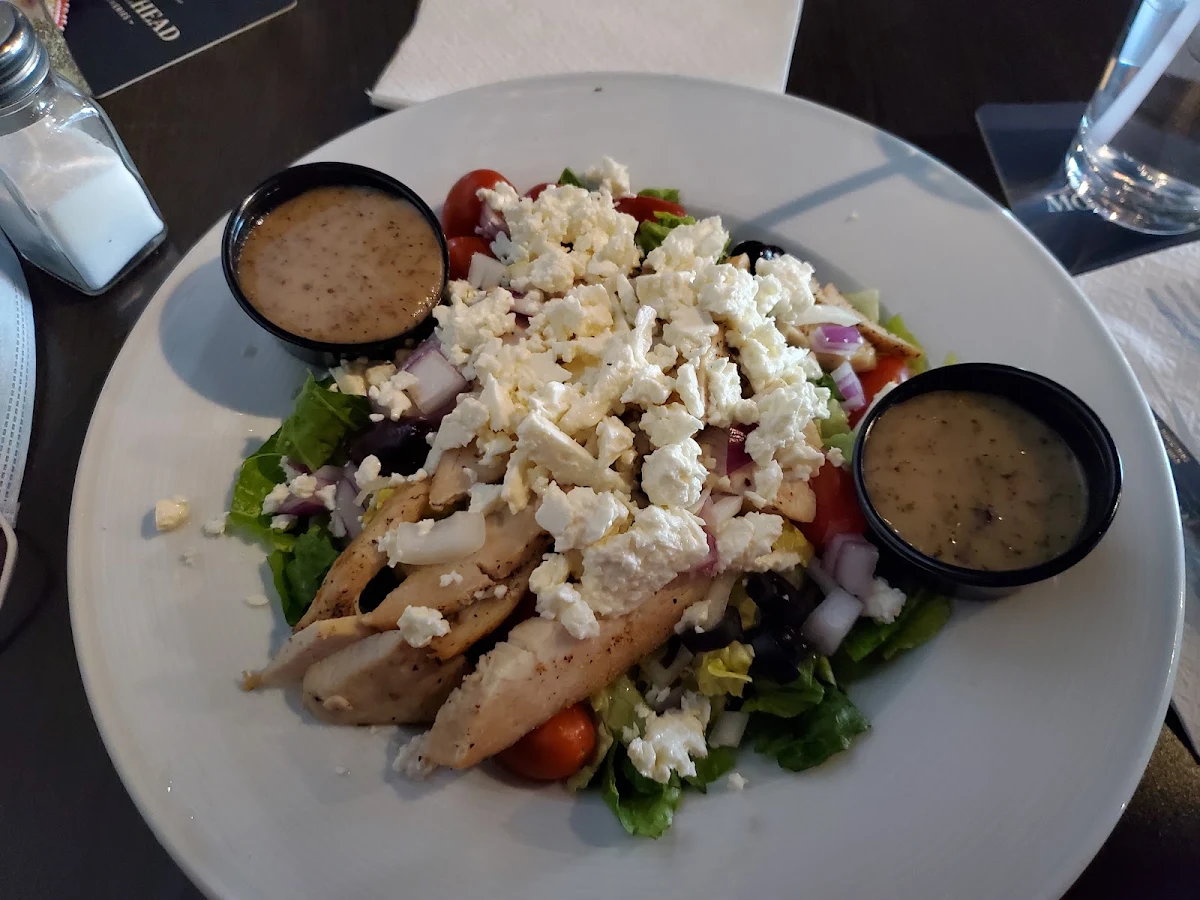Greek Salad with Chicken