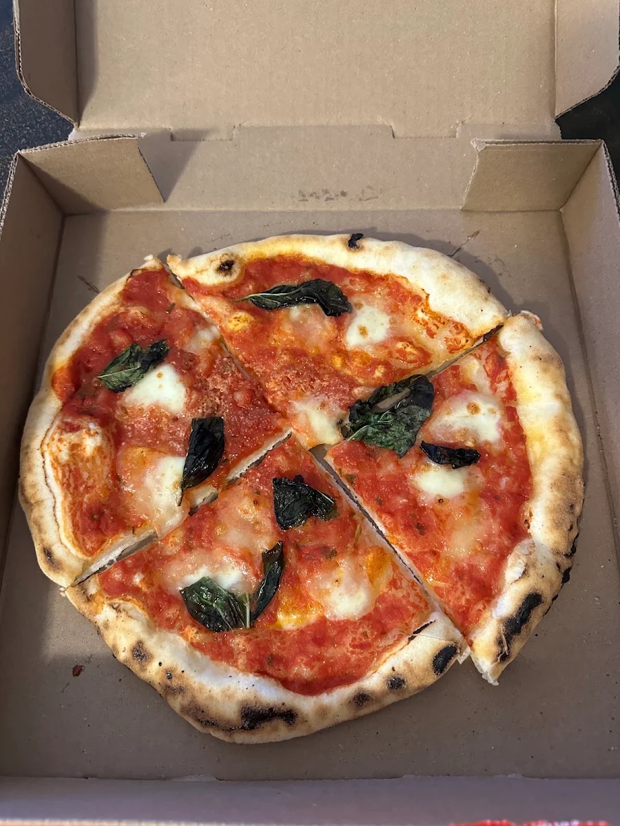 Gluten-Free Margarita Pizza