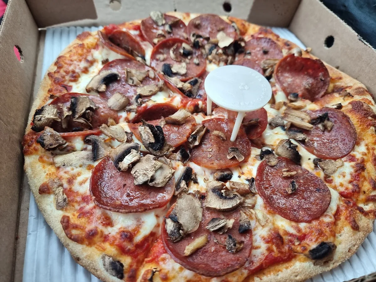 Pizza Carnivore