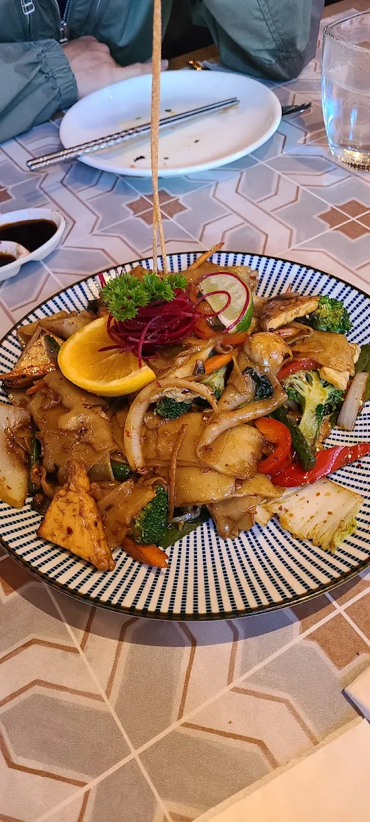 Drunken Noodles