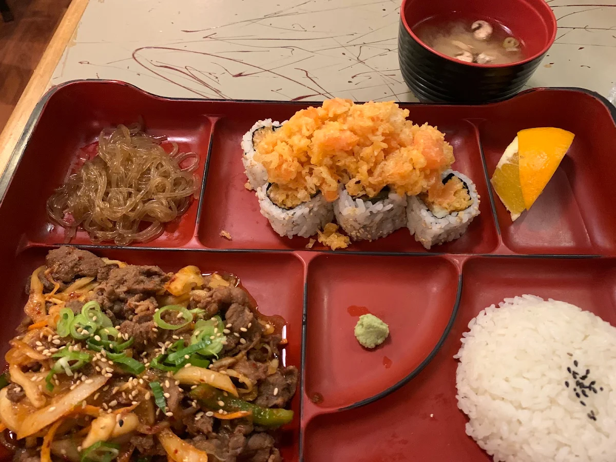Spicy Salmon Rolls