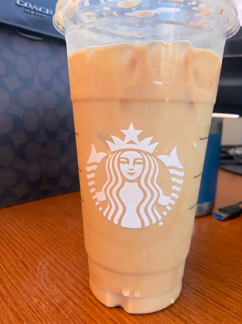 Toasted Vanilla Oat Shaken Espresso