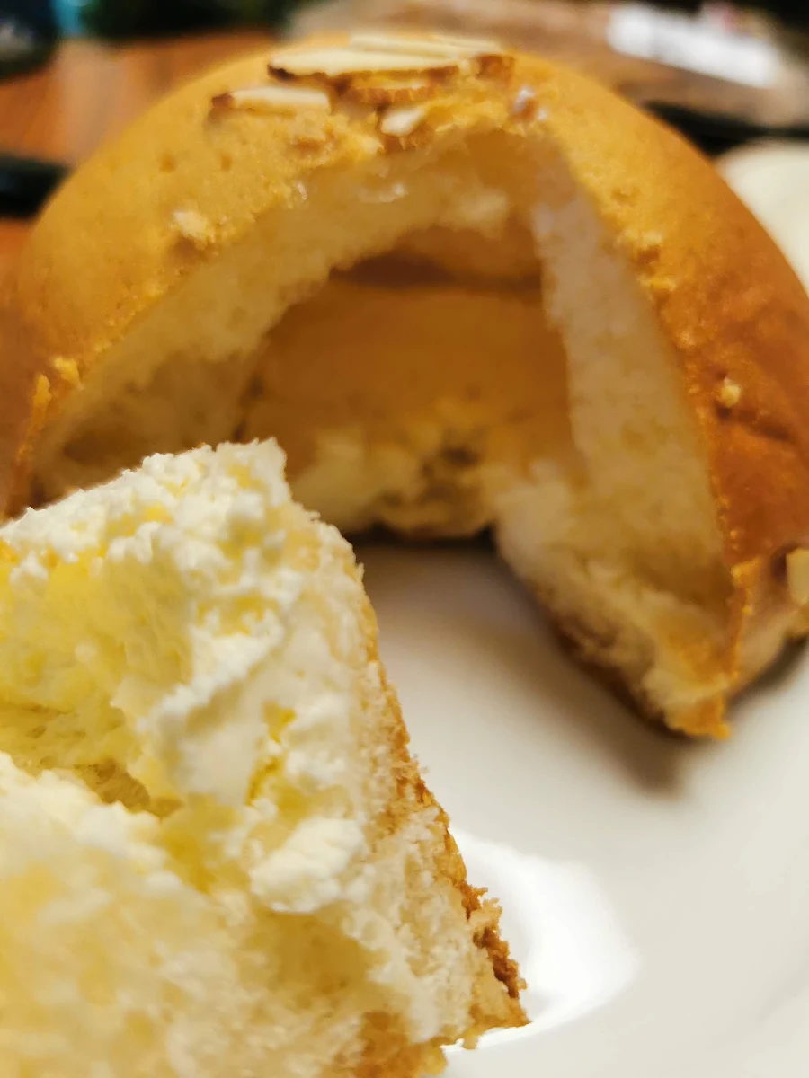 Cream Cheese Bun