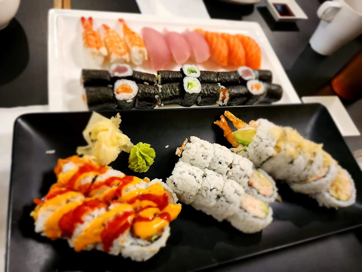 Assorted Sushi Combo B