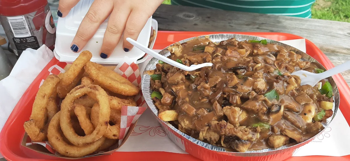 Poutine Sauce Poivre Michoui