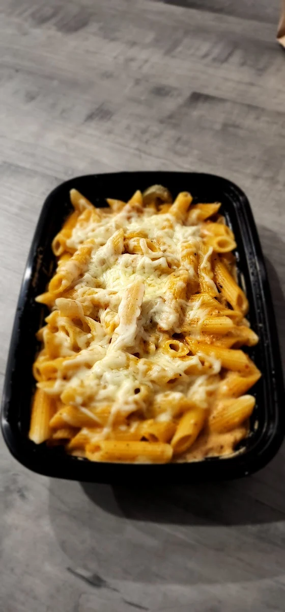 Fusilli Pasta with Butter Chicken Sauce