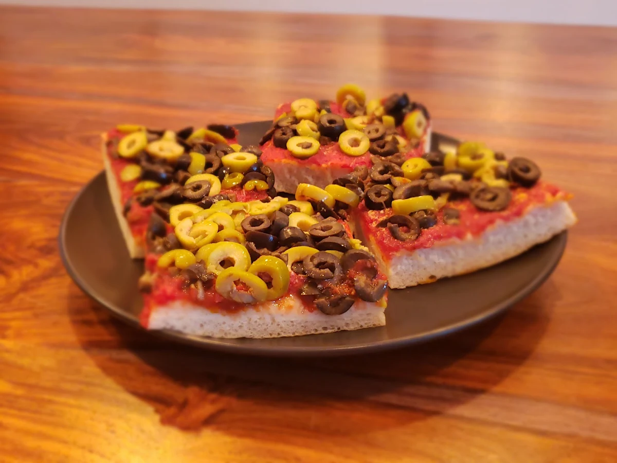 Pizza Aux Olives