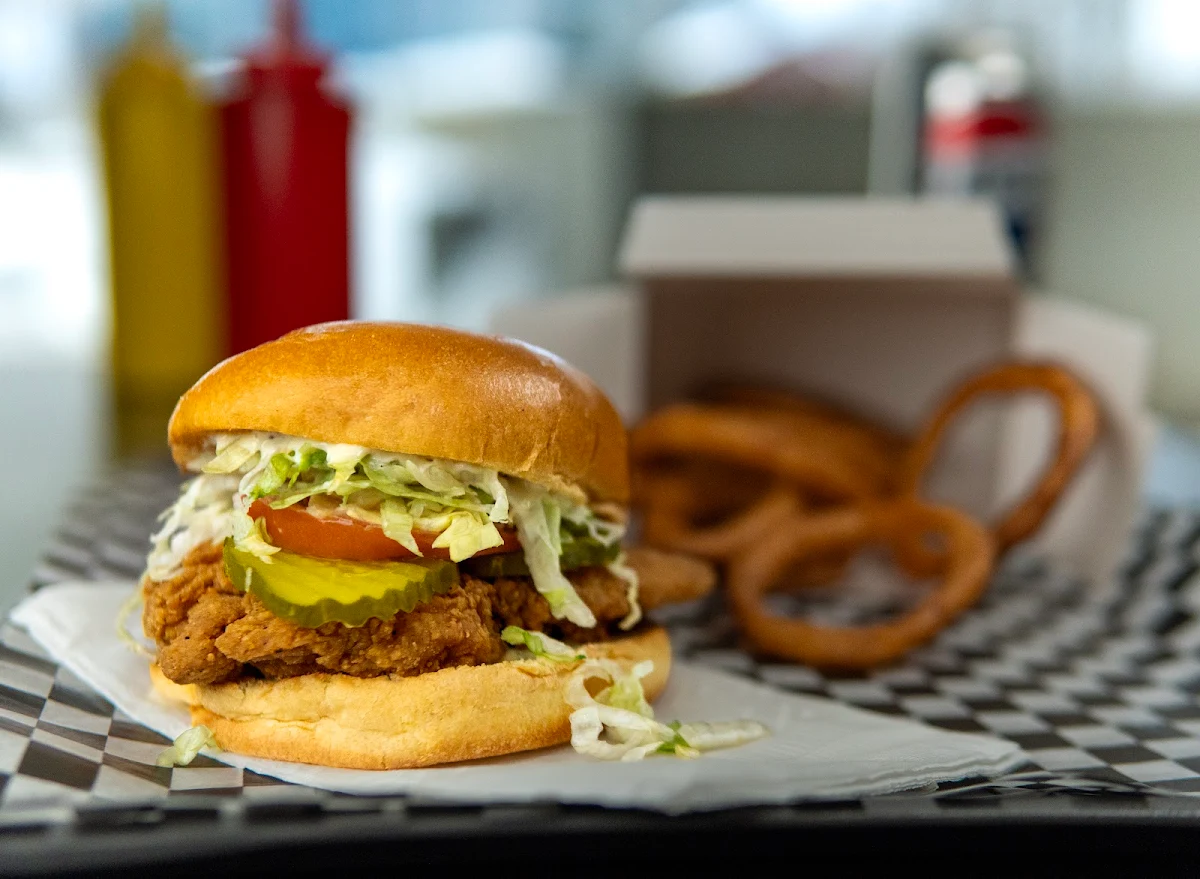 Crispy Chicken Sandwhich