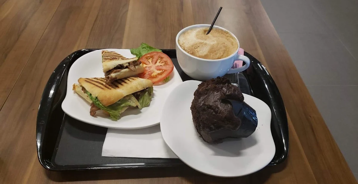 Sandwich Rosbif Et Oignons Caramélisés