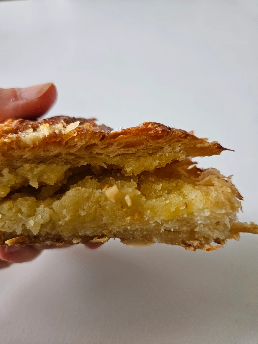 Croissant Aux Amandes Almond Croissant