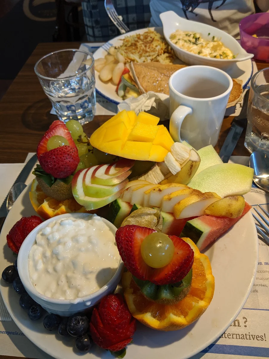 Assiette de Fruits Frais Coupés