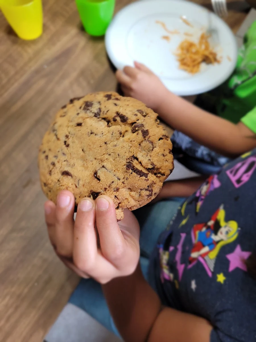 Chocolate Chip Cookie