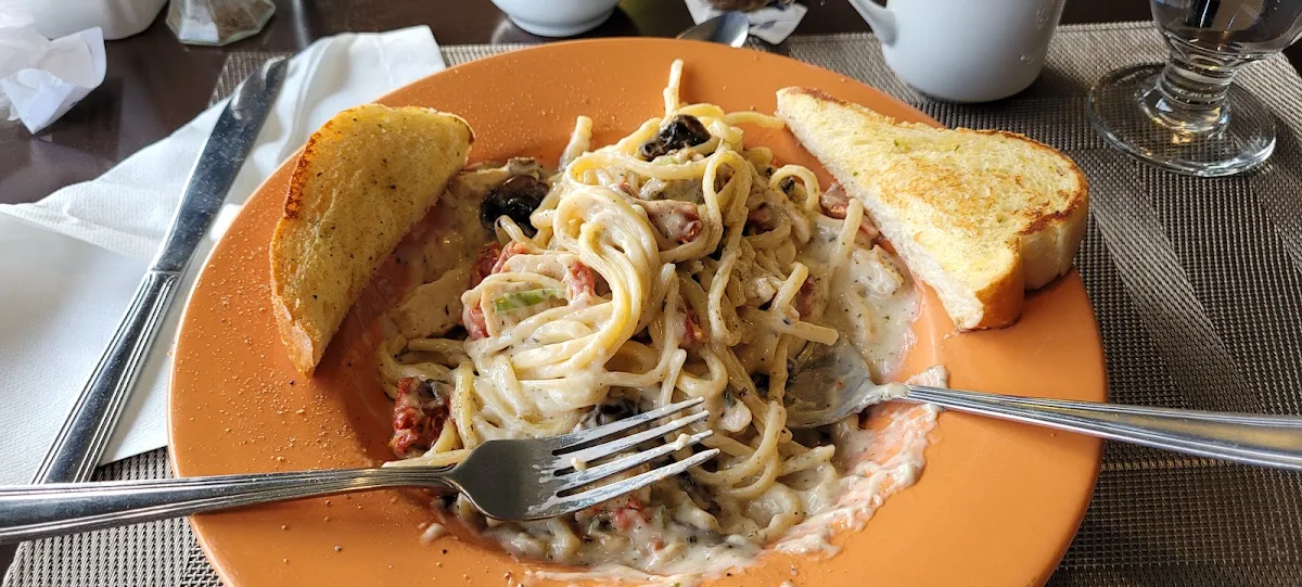 Pesto Chicken Linguine in a White Wine Cream Sauce