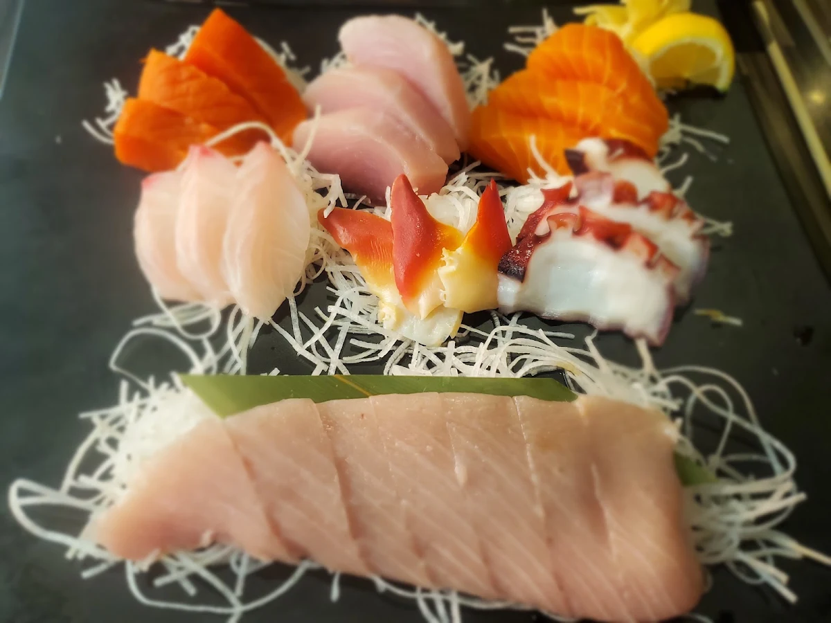 Salmon Tuna Sashimi