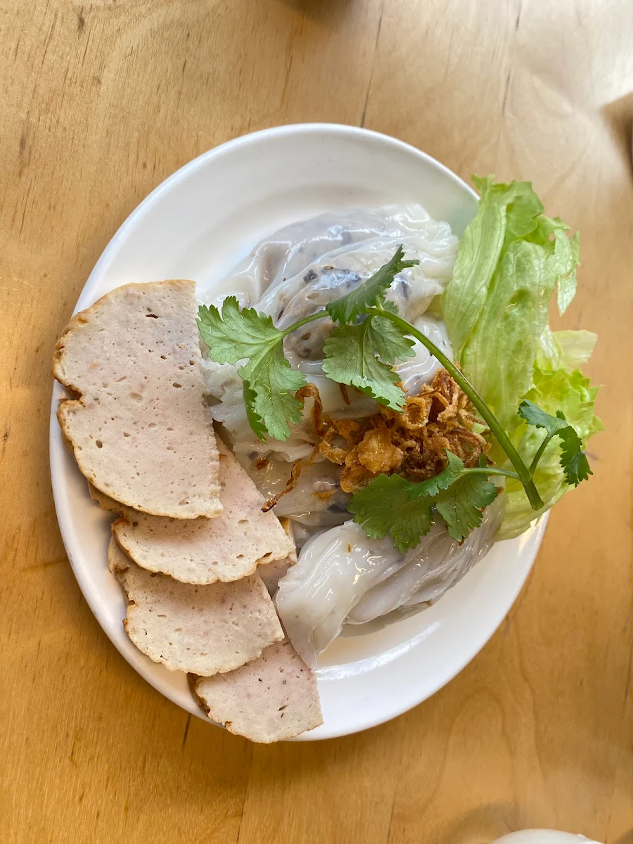 Bánh Cuốn Thịt