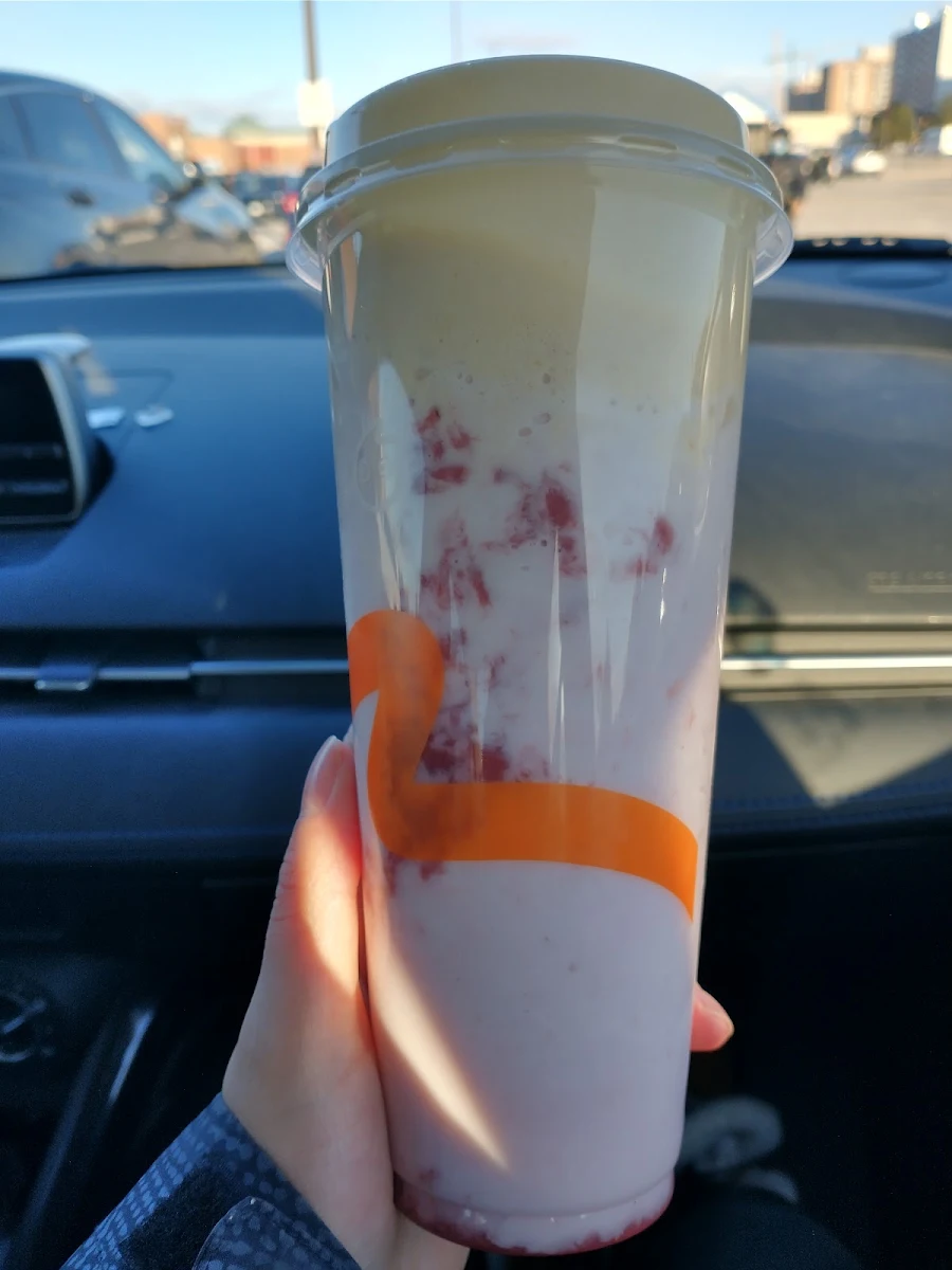Large Creme Brulee Strawberry Slush