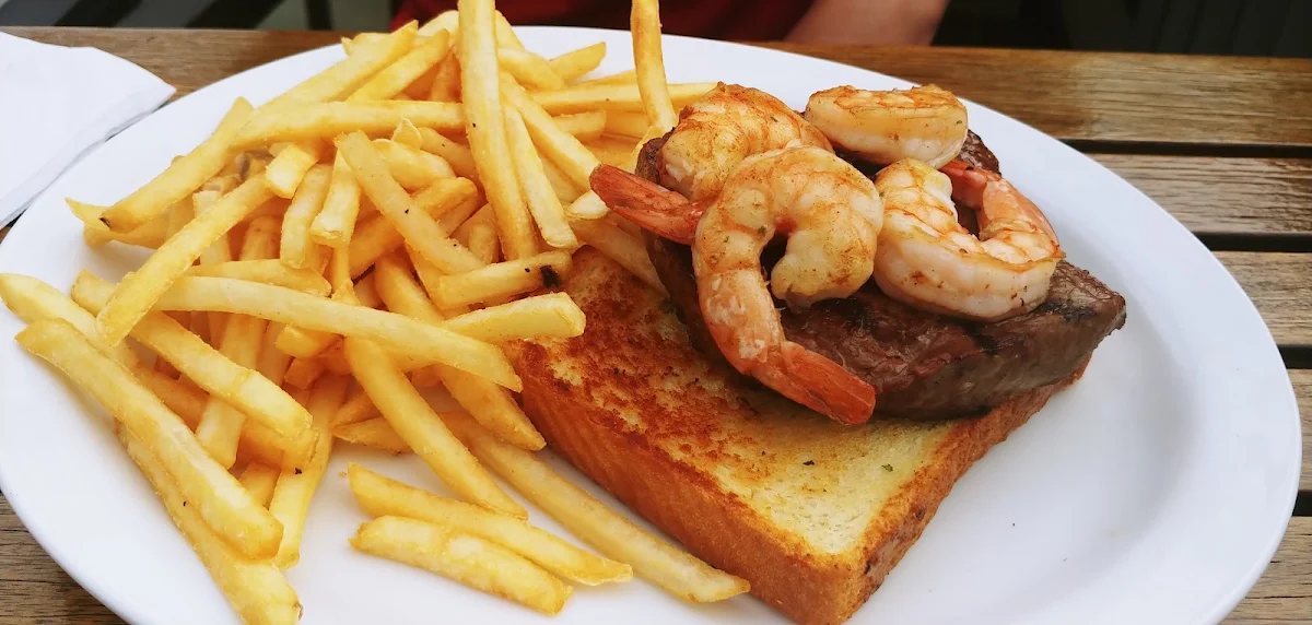 Steak Sandwich with Prawn
