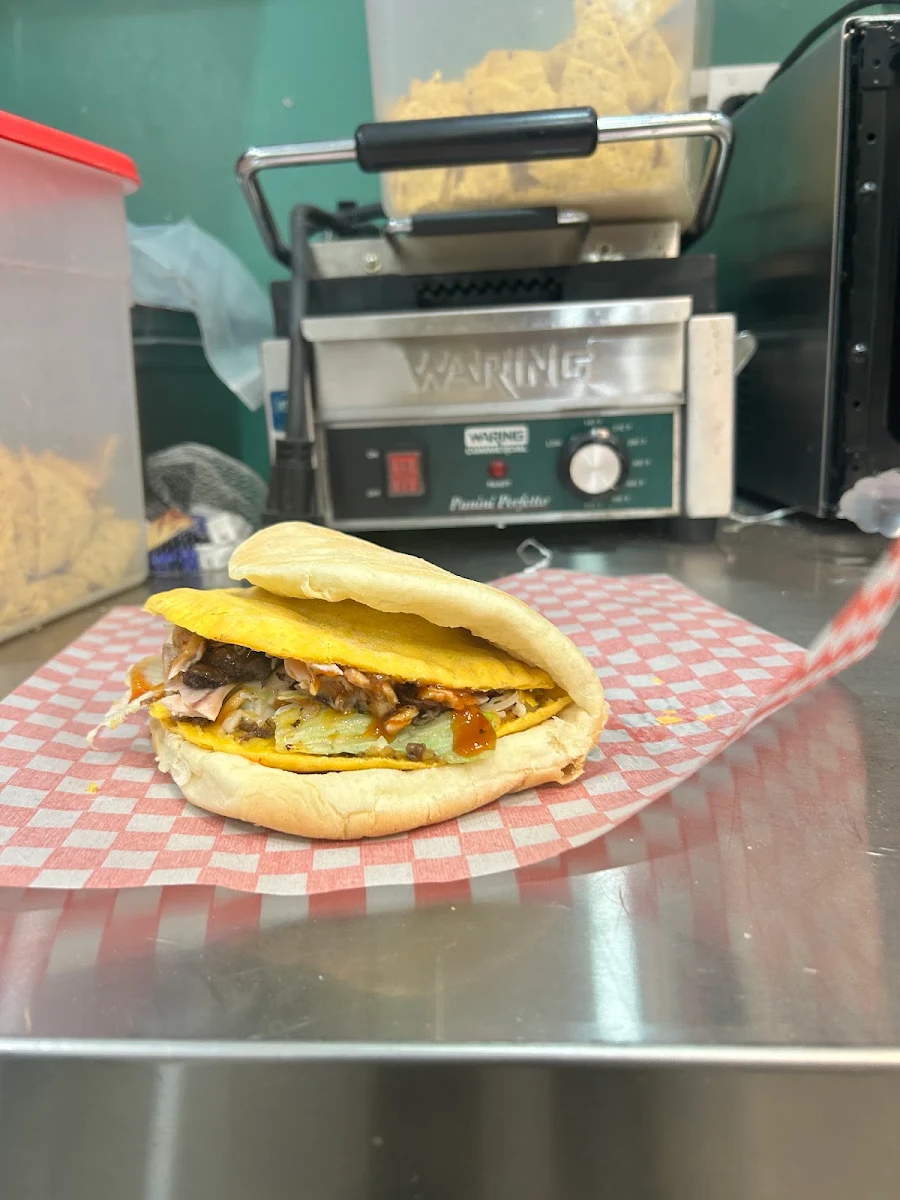 Highlights, Jamaican Patty Shack