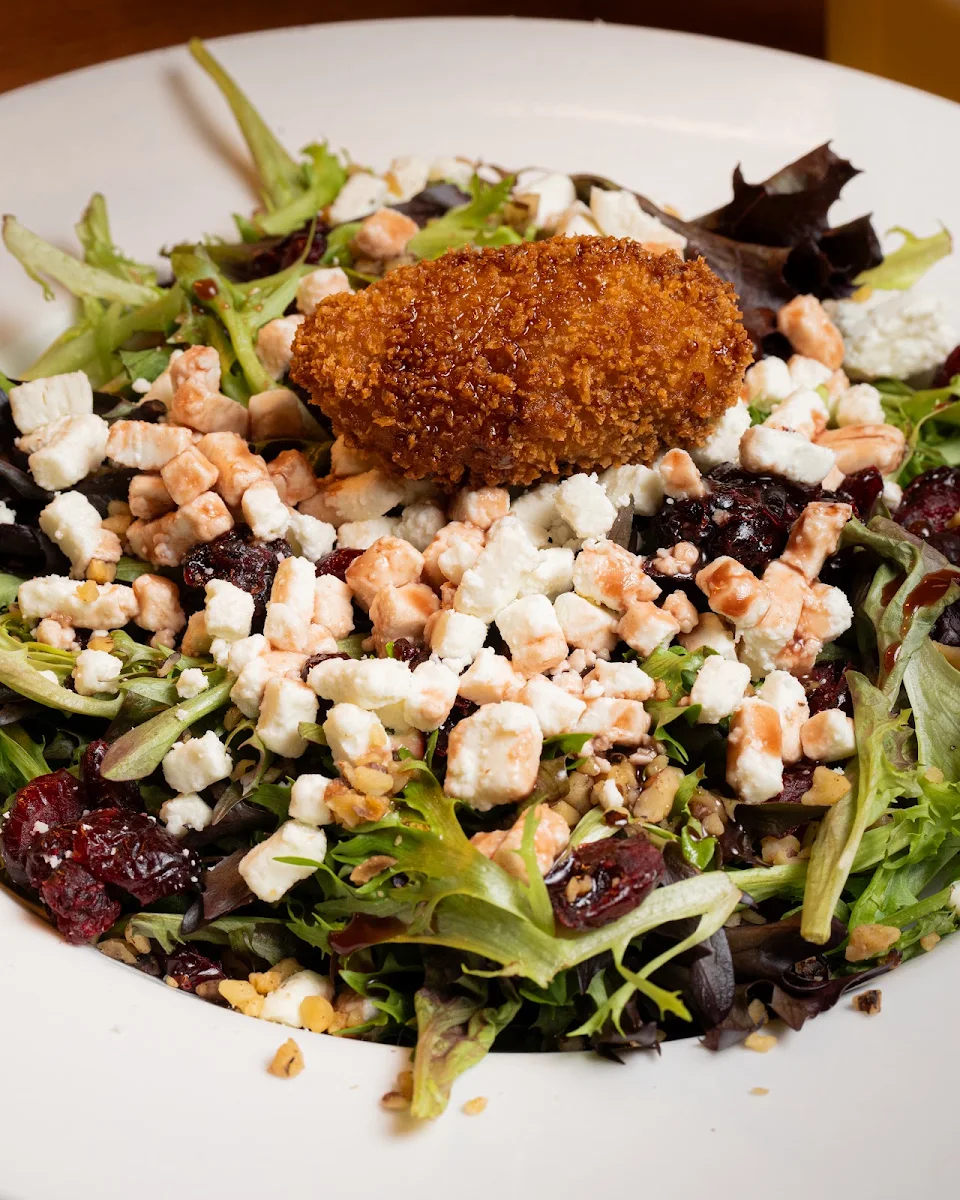 Salade Chèvre Chaud Hot Goat Cheese Salad