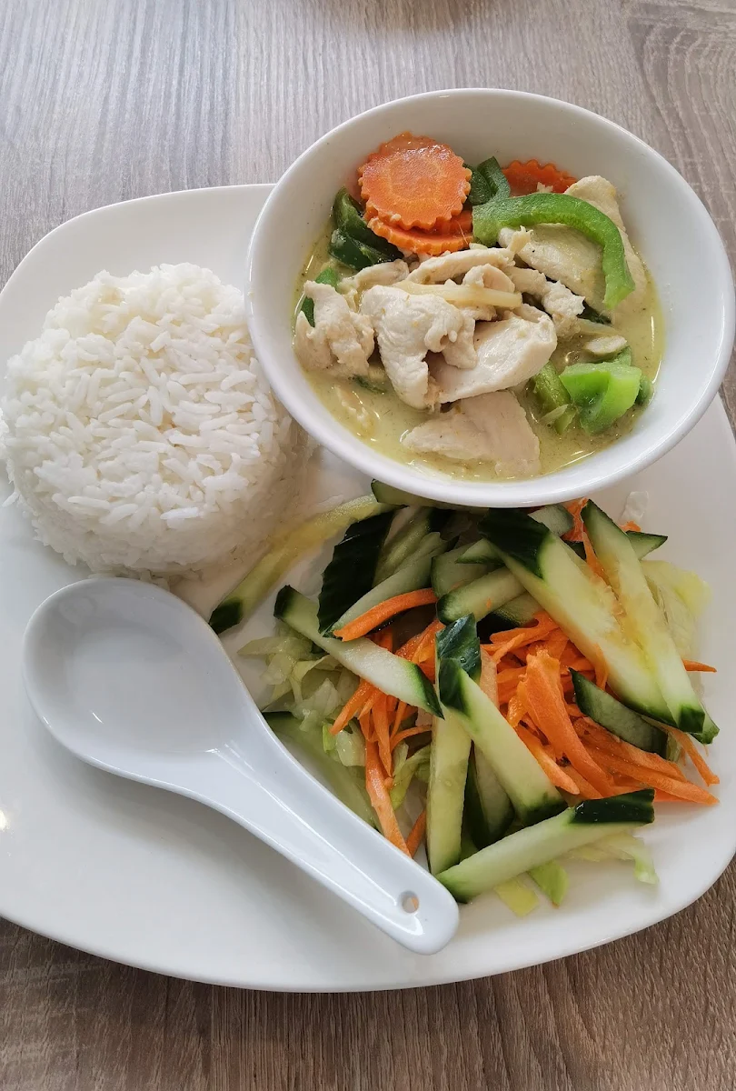 Green Thai Curry Chicken