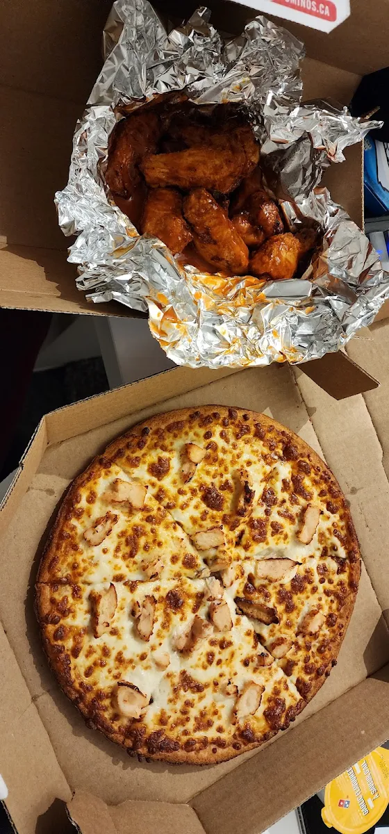 Gluten Free Pizza and BBQ Wings