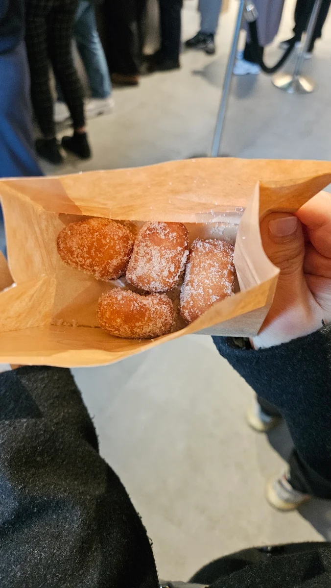 Free Donut