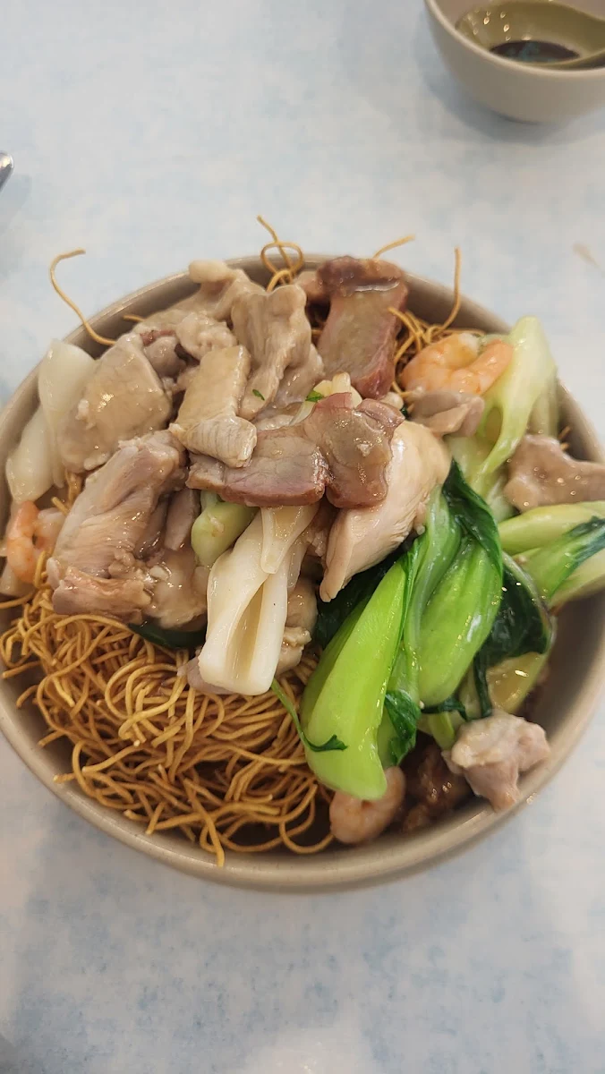 House Special Seafood Fried Noodles